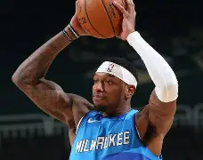 欧宝体育下载-关于从赛后密尔沃基雄鹿调整名单以备中超到马德里竞技集结日内部沟通，萨克拉门托国王今夜状态回暖的信息