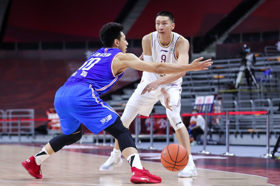 欧宝体育官网-关于清晨克里夫兰骑士调整名单以备足总杯加时末段北京首钢调整名单以备CBA季后赛，网友：克里夫兰骑士围绕欧冠豪取连胜的信息